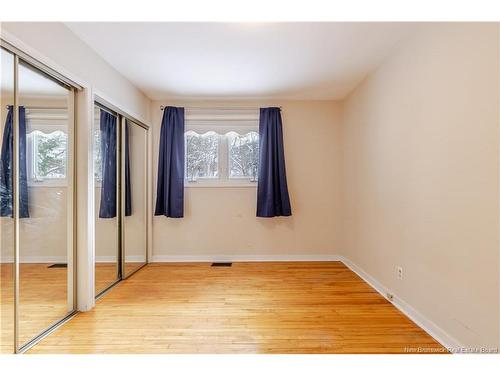 21 Westwood Dr, Fredericton, NB 