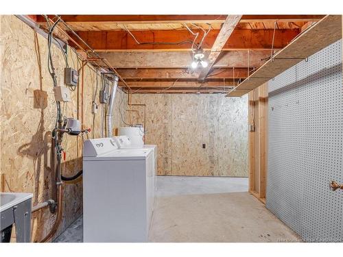 21 Westwood Dr, Fredericton, NB 