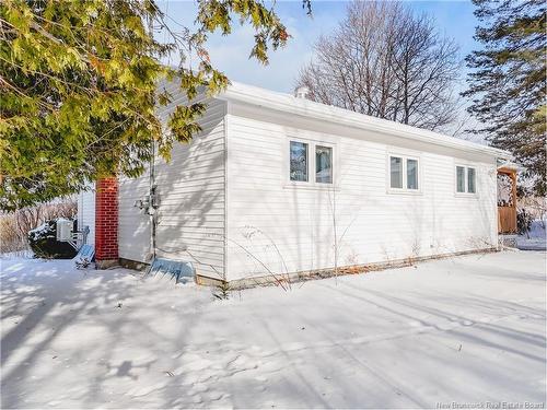 21 Westwood Dr, Fredericton, NB 