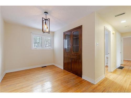 21 Westwood Dr, Fredericton, NB 