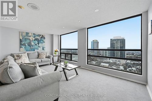 1202 - 222 Jackson Street W, Hamilton, ON - Indoor Photo Showing Living Room