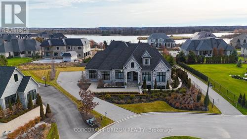 31 Reid Court, Puslinch, ON - Outdoor With Facade With View