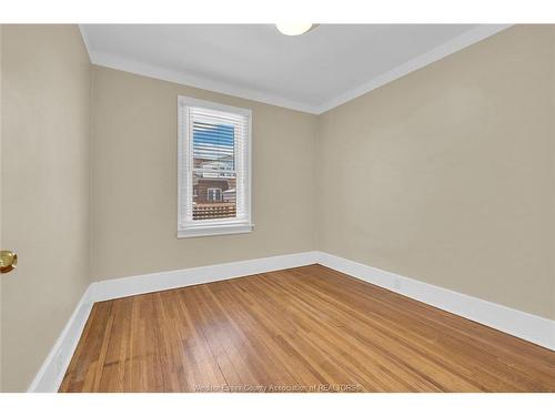 1006 Pillette, Windsor, ON 