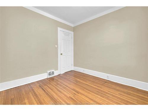 1006 Pillette, Windsor, ON 