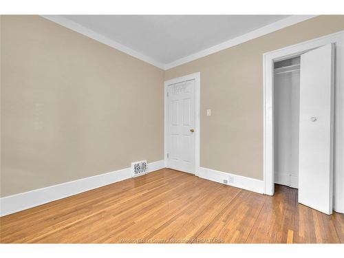 1006 Pillette, Windsor, ON 