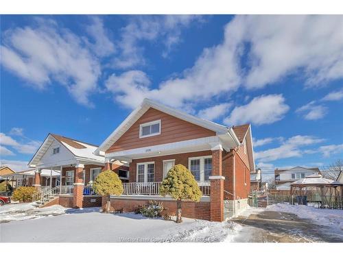 1006 Pillette, Windsor, ON 