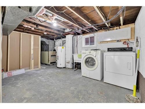 1006 Pillette, Windsor, ON 