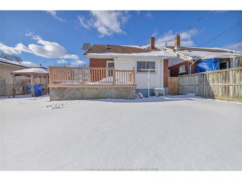 1006 Pillette, Windsor, ON 