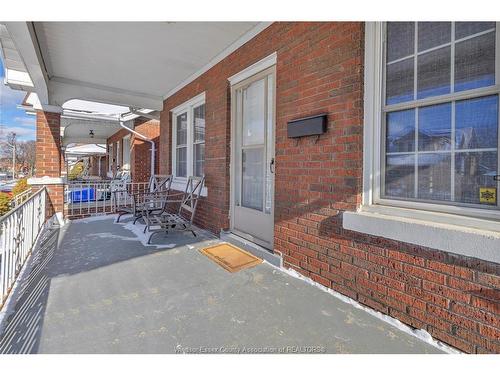 1006 Pillette, Windsor, ON 