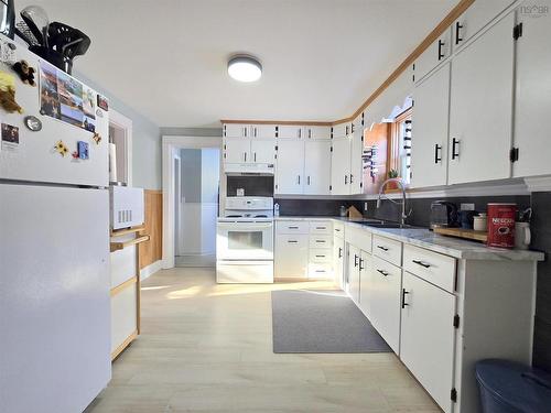 34 Dale Street, Amherst, NS 