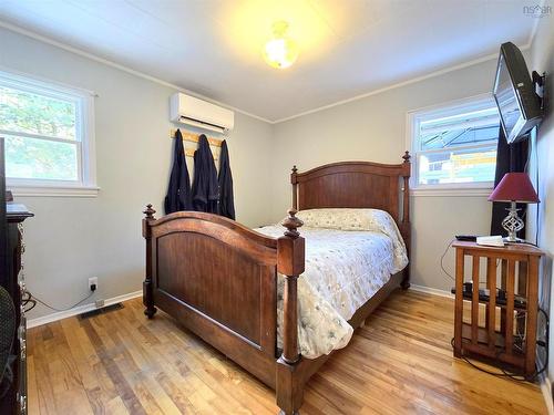 34 Dale Street, Amherst, NS 