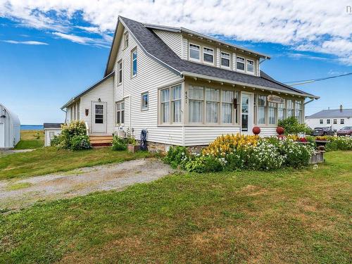 451 Highway 1, Comeauville, NS 