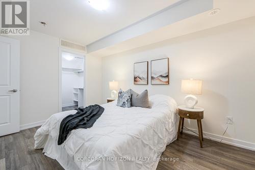 70 - 2315 Sheppard Avenue W, Toronto, ON - Indoor Photo Showing Bedroom