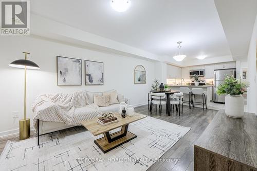 70 - 2315 Sheppard Avenue W, Toronto, ON - Indoor Photo Showing Living Room
