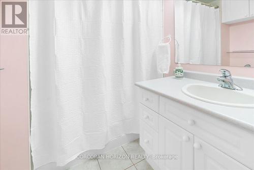 312 Harvie Road, Barrie, ON - Indoor Photo Showing Bathroom