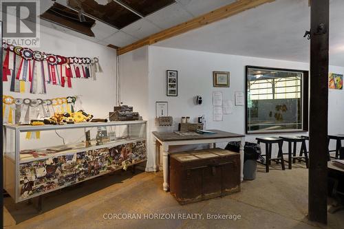 1374 5Th Concession Road W, Hamilton, ON 