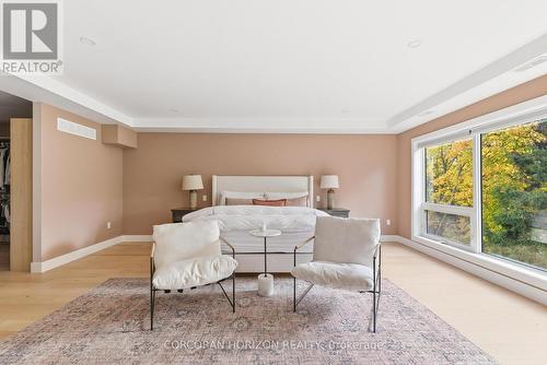 95 William Street W, Waterloo, ON - Indoor Photo Showing Bedroom