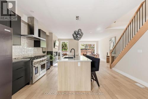 95 William Street W, Waterloo, ON - Indoor Photo Showing Kitchen