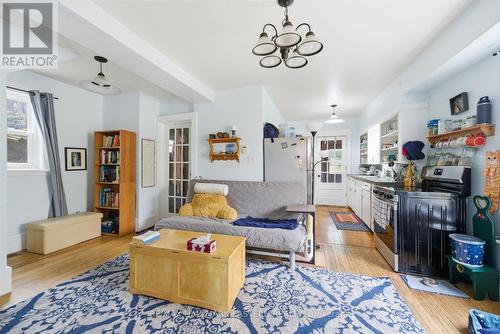 242 Dublin Street, Peterborough (Town Ward 3), ON - Indoor