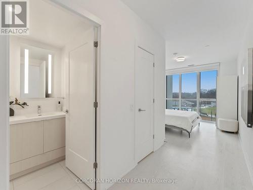 221 - 30 Inn On The Park Drive, Toronto, ON - Indoor