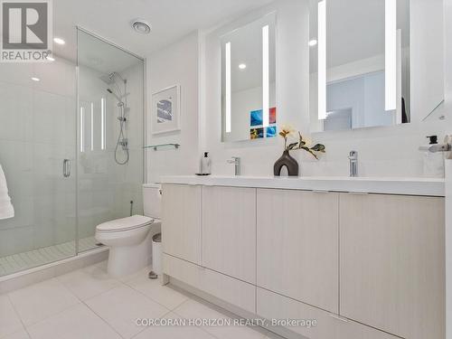 221 - 30 Inn On The Park Drive, Toronto, ON - Indoor Photo Showing Bathroom