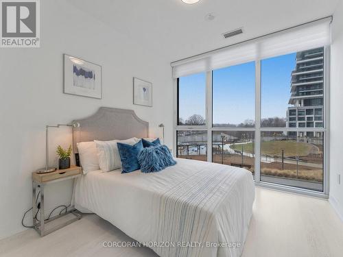 221 - 30 Inn On The Park Drive, Toronto, ON - Indoor Photo Showing Bedroom