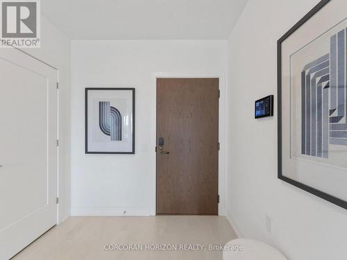 221 - 30 Inn On The Park Drive, Toronto, ON - Indoor