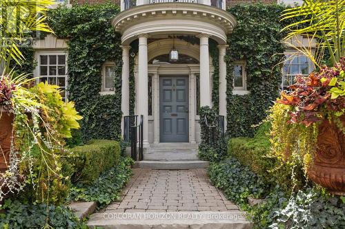 33 Salisbury Avenue, Cambridge, ON - Outdoor