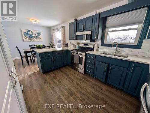 8857 Banting Avenue, Niagara Falls (Chippawa), ON - Indoor Photo Showing Kitchen