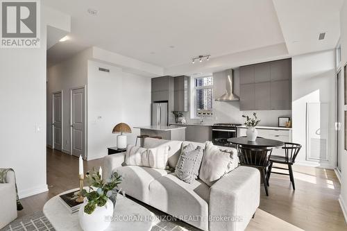 420 - 55 Duke Street W, Kitchener, ON - Indoor Photo Showing Living Room