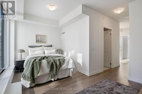 420 - 55 Duke Street W, Kitchener, ON - Indoor Photo Showing Bedroom