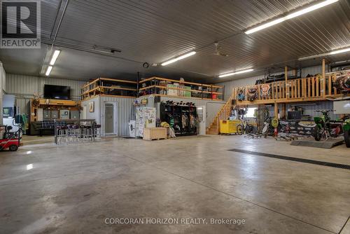 1546 Maryhill Road, Woolwich, ON - Indoor Photo Showing Garage