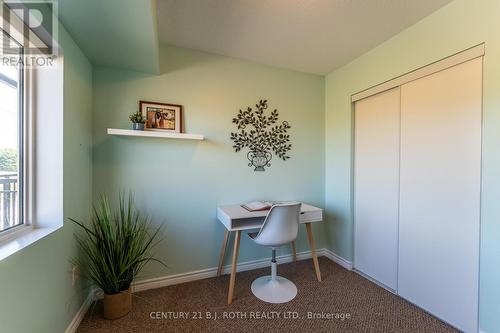 403 - 67 Kingsbury Square, Guelph, ON - Indoor