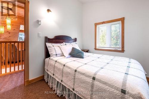 159 Zorra Drive, Northern Bruce Peninsula, ON - Indoor Photo Showing Bedroom