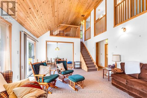 Enjoy vaulted ceilings. - 159 Zorra Drive, Northern Bruce Peninsula, ON - Indoor Photo Showing Other Room