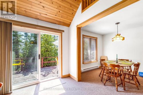 159 Zorra Drive, Northern Bruce Peninsula, ON - Indoor Photo Showing Dining Room