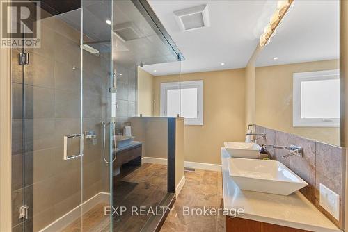 1165 Whitefield Drive, Peterborough (Otonabee Ward 1), ON - Indoor Photo Showing Bathroom