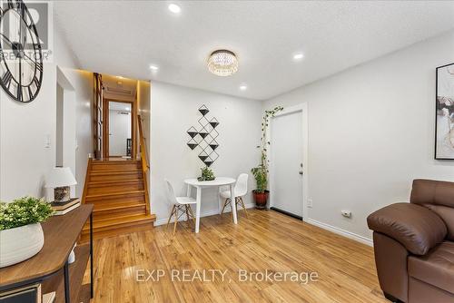 1165 Whitefield Drive, Peterborough (Otonabee Ward 1), ON - Indoor