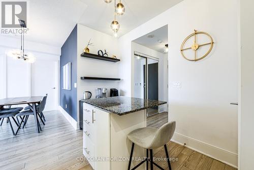 2509 - 181 Wynford Drive, Toronto, ON - Indoor Photo Showing Dining Room