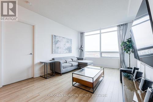 2509 - 181 Wynford Drive, Toronto, ON - Indoor Photo Showing Living Room