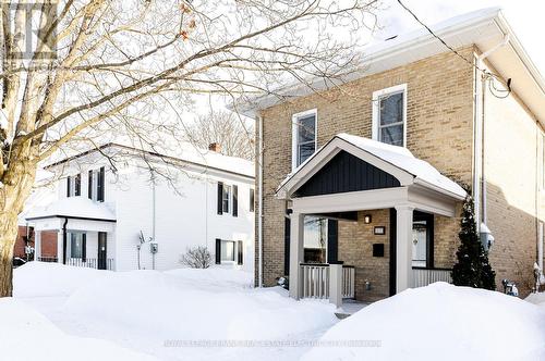 577 Walnut Street, Peterborough (Town Ward 3), ON - Outdoor With Facade