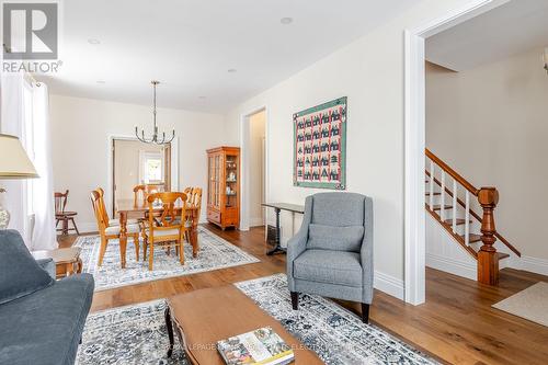 577 Walnut Street, Peterborough (Town Ward 3), ON - Indoor Photo Showing Living Room