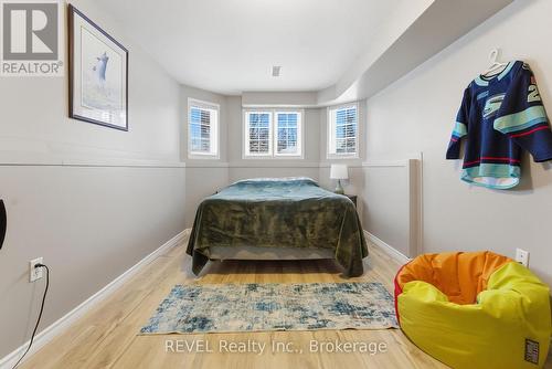 5 Barbara Avenue, Oro-Medonte, ON - Indoor Photo Showing Bedroom