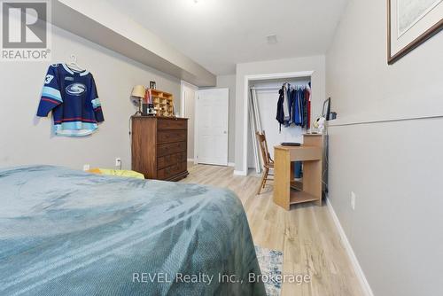 5 Barbara Avenue, Oro-Medonte, ON - Indoor Photo Showing Bedroom