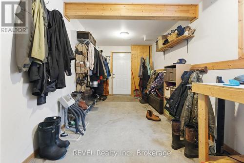 5 Barbara Avenue, Oro-Medonte, ON - Indoor With Storage