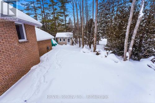 5 Barbara Avenue, Oro-Medonte, ON - Outdoor