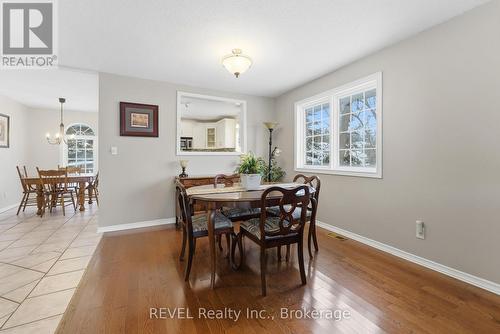 5 Barbara Avenue, Oro-Medonte, ON - Indoor Photo Showing Dining Room