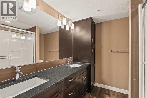 2209, 450 Sage Valley Drive Nw, Calgary, AB - Indoor Photo Showing Bathroom