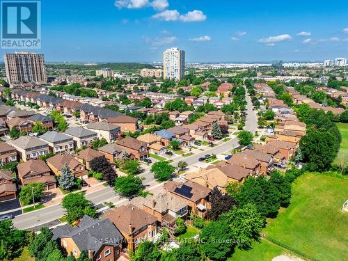 5275 Thornwood Drive, Mississauga, ON - Outdoor With View