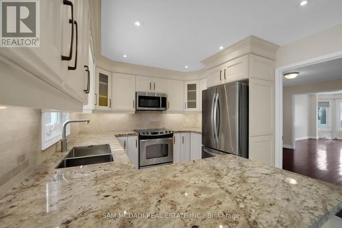 Den - 5275 Thornwood Drive, Mississauga, ON - Indoor Photo Showing Other Room